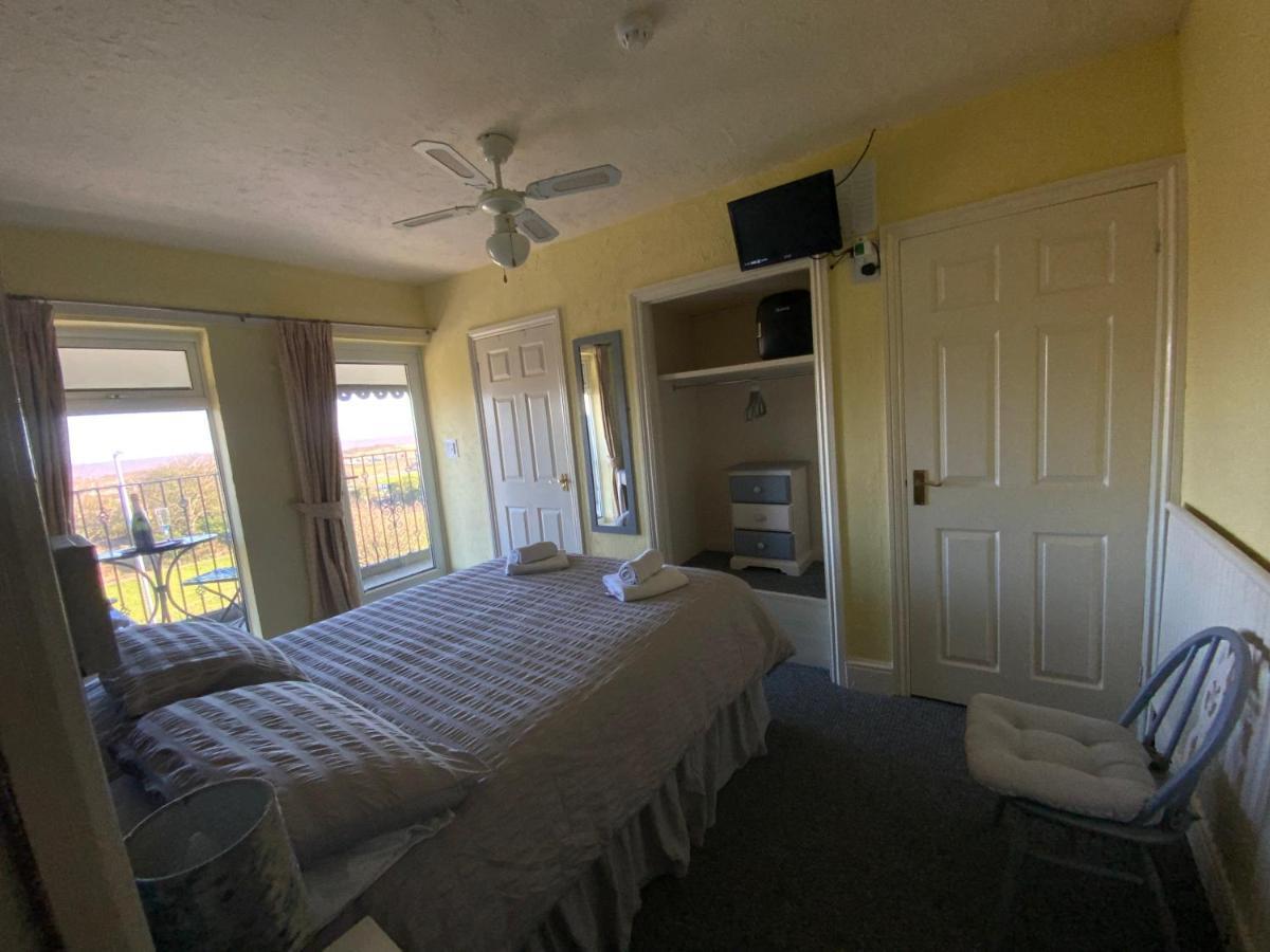 The Laurels Bed & Breakfast 2*