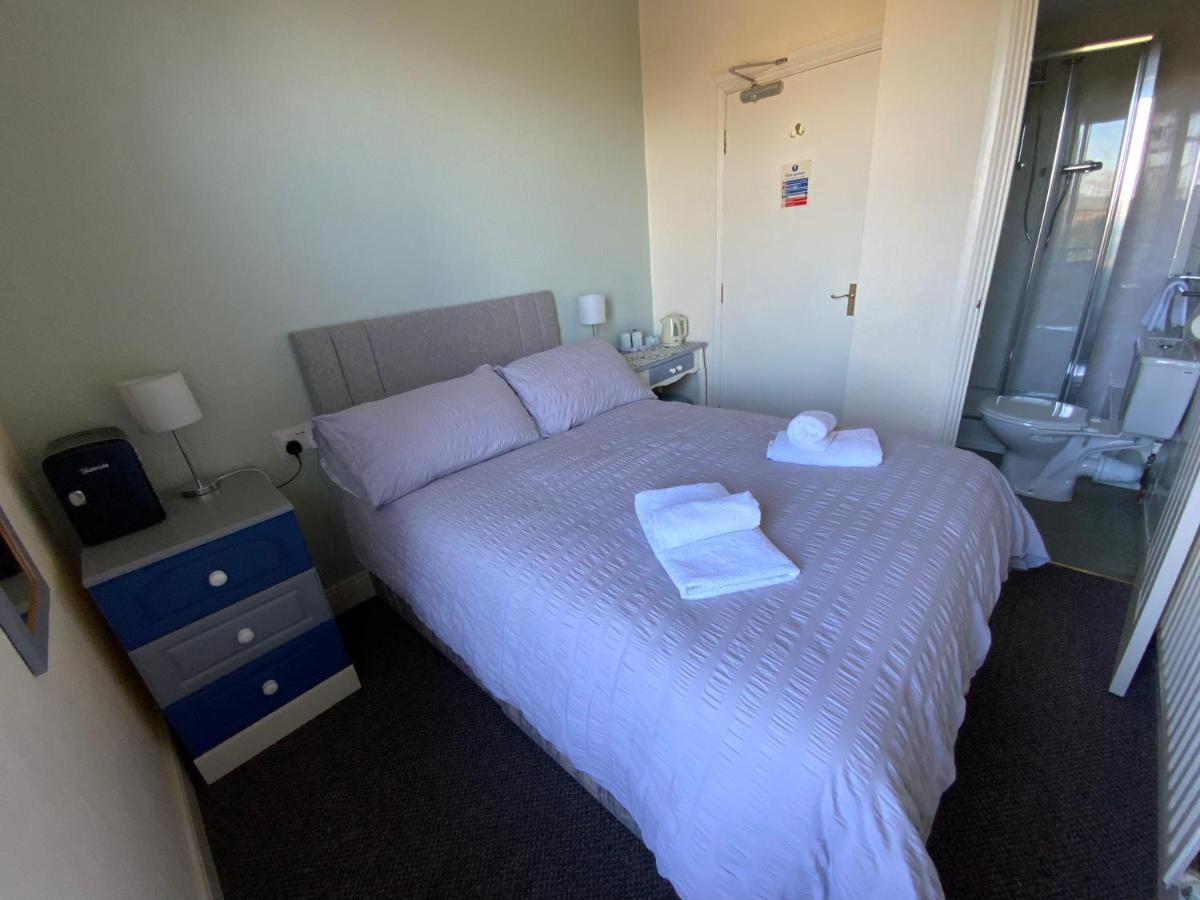 The Laurels Bed & Breakfast